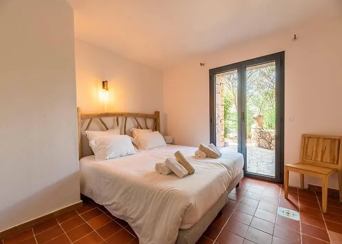 Rocca Rossa Vue Exceptionnelle Sur La Villa Porto-Vecchio (Corsica)