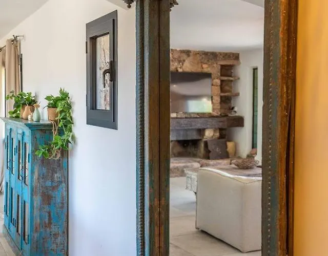 Rocca Rossa Vue Exceptionnelle Sur La Villa