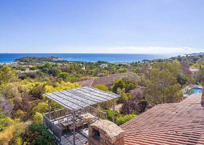 Rocca Rossa Vue Exceptionnelle Sur La Vila